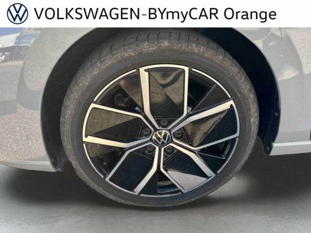 Volkswagen Golf image 6