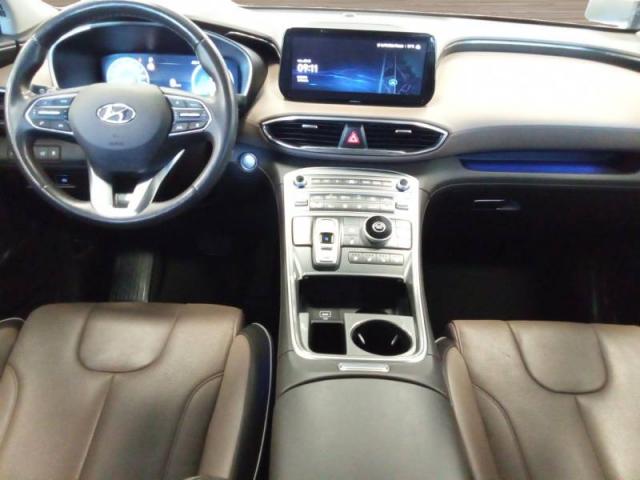 Hyundai Santa Fe image 4