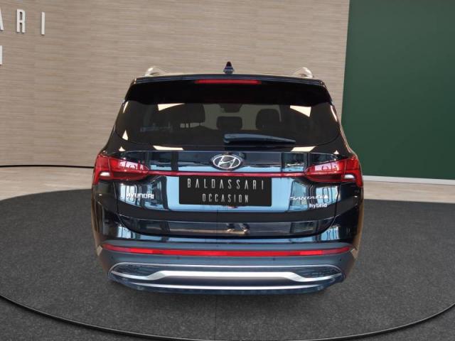 Hyundai Santa Fe image 2