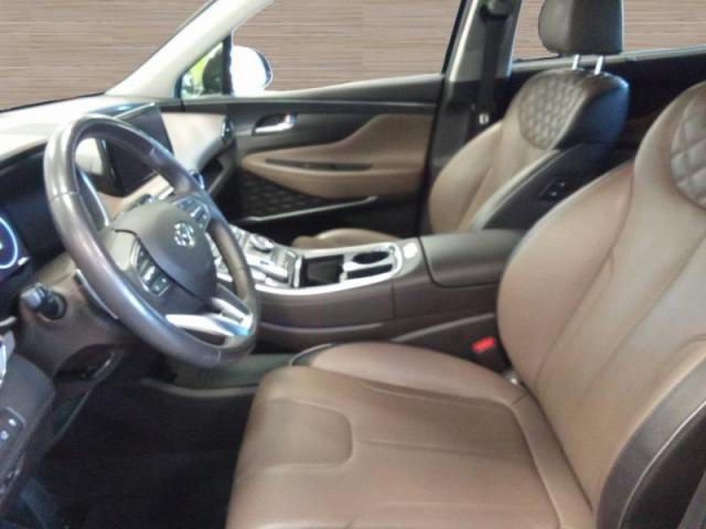 Hyundai Santa Fe image 8
