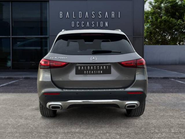 Mercedes Benz Gla image 8