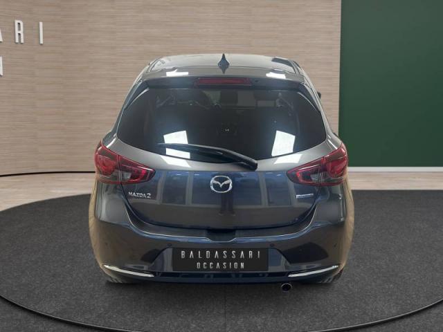 Mazda 2 image 2