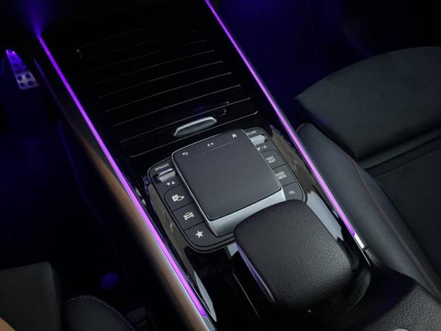 Mercedes Benz Gla image 5