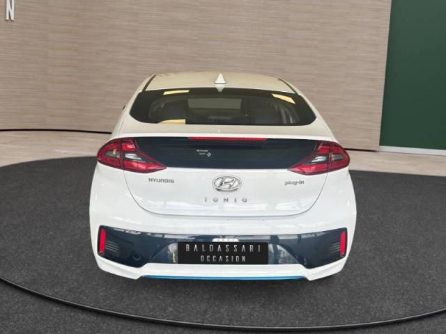 Hyundai Ioniq image 8