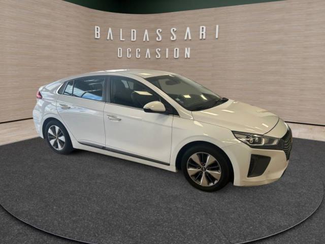 Hyundai Ioniq image 3