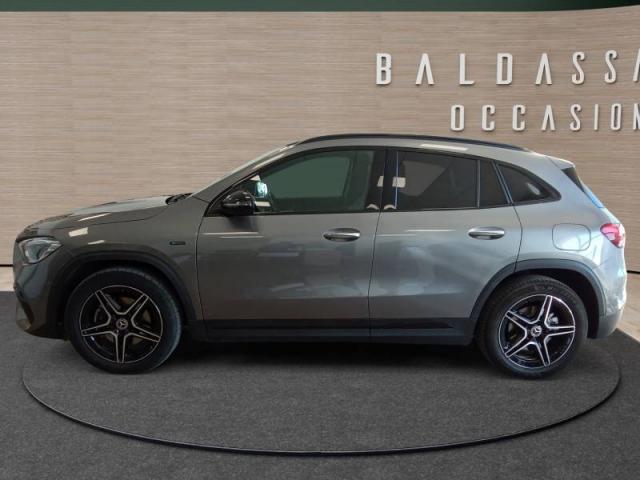 Mercedes Benz Gla image 2