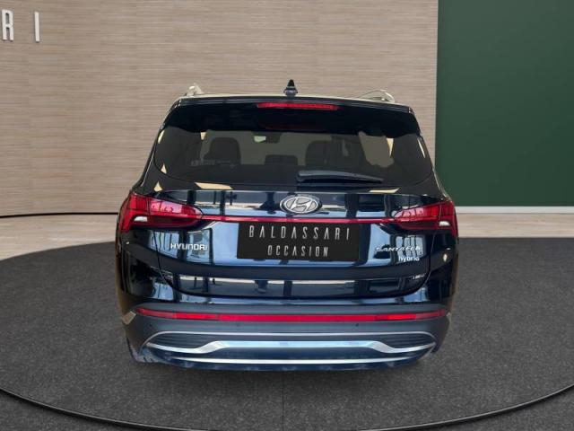 Hyundai Santa Fe image 6