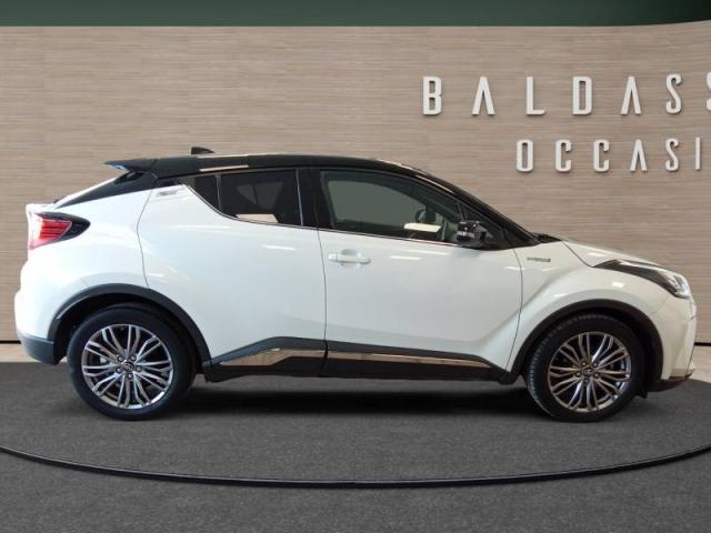 Toyota C-Hr image 5