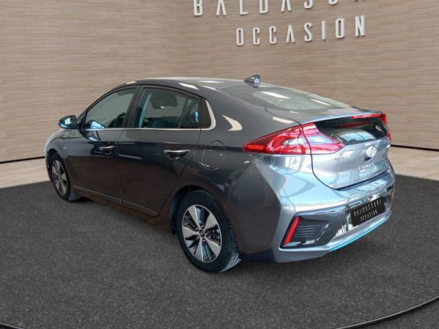 Hyundai Ioniq image 2