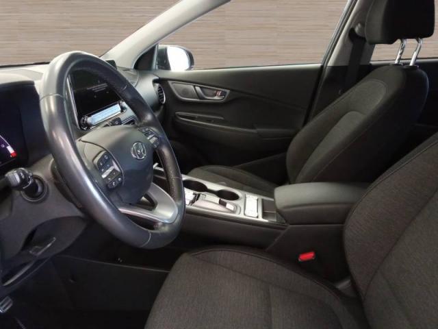 Hyundai Kona image 2