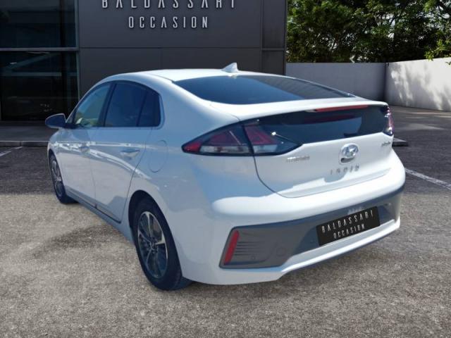 Hyundai Ioniq image 3
