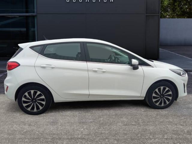 Ford Fiesta image 8