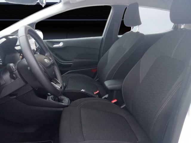 Ford Fiesta image 2