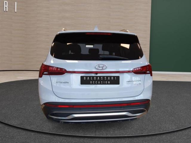 Hyundai Santa Fe image 3