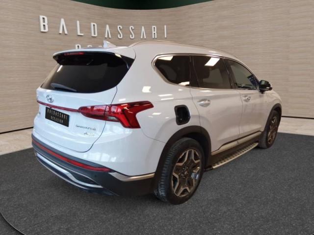 Hyundai Santa Fe image 9