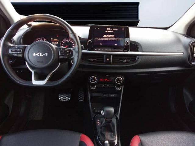Kia Picanto image 9