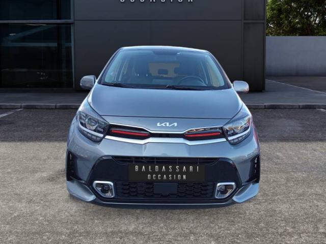 Kia Picanto image 8