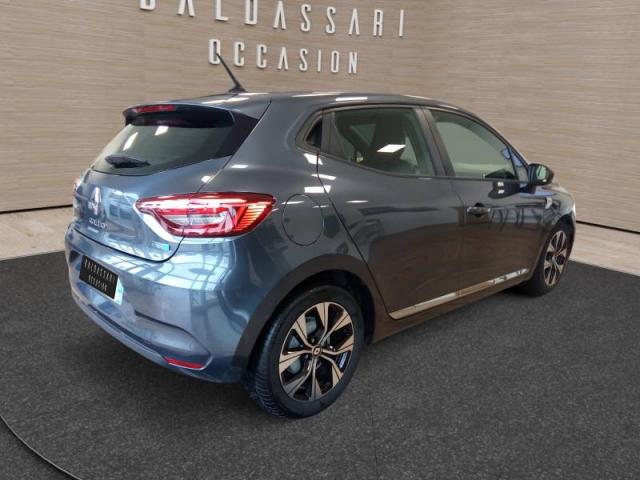 Renault Clio image 1