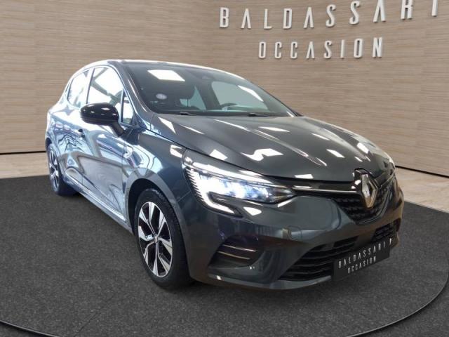 Renault Clio image 9