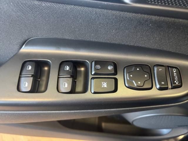 Hyundai Kona image 7