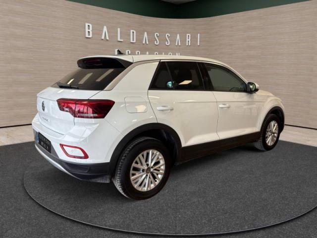Volkswagen T-Roc image 4