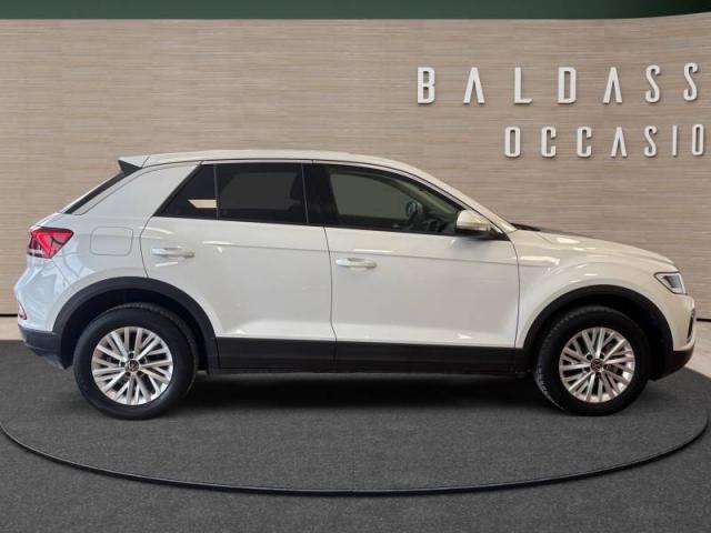 Volkswagen T-Roc image 3