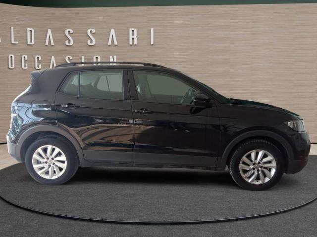 Volkswagen T-Cross image 3