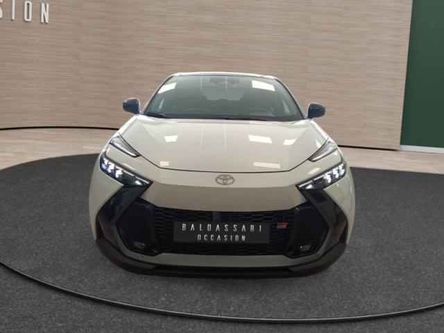 Toyota C-Hr image 7