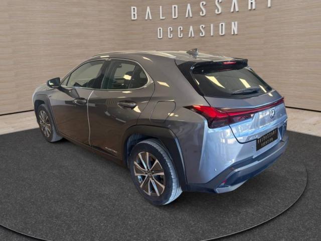 Lexus Ux image 4