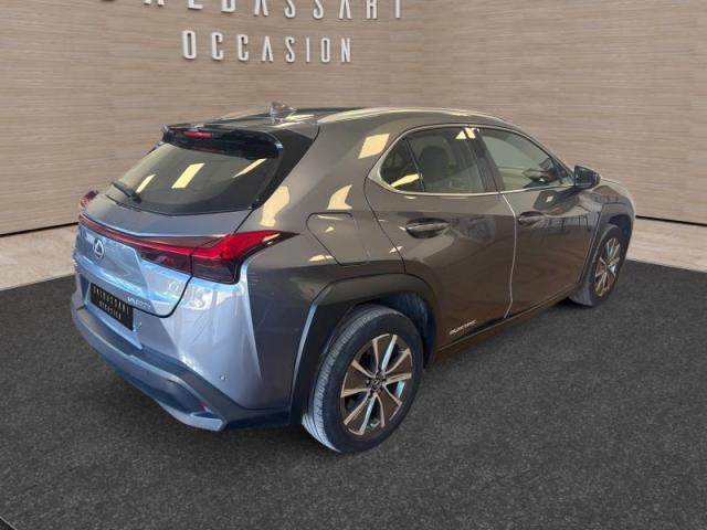 Lexus Ux image 2