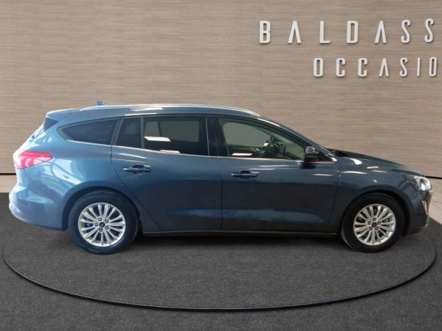 Ford Focus image 2