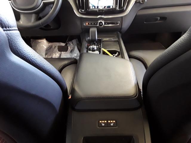 Volvo Xc60 image 4