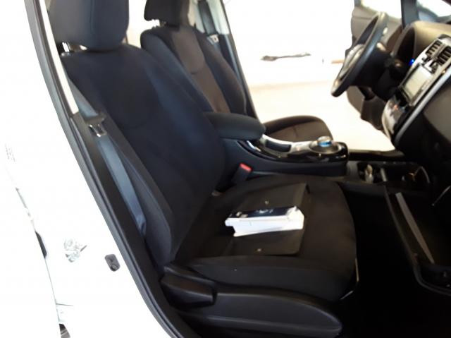 Nissan Leaf image 6