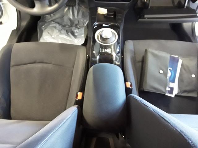 Nissan Leaf image 7