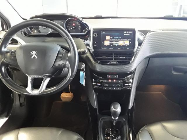 Peugeot 2008 image 5
