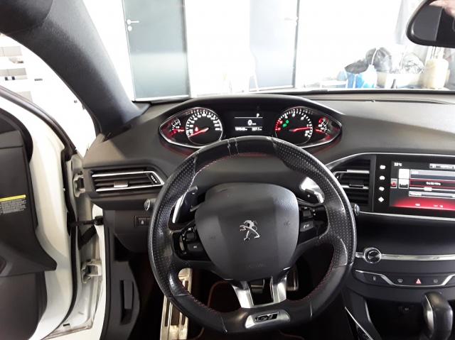 Peugeot 308 image 4