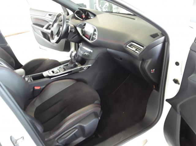 Peugeot 308 image 7