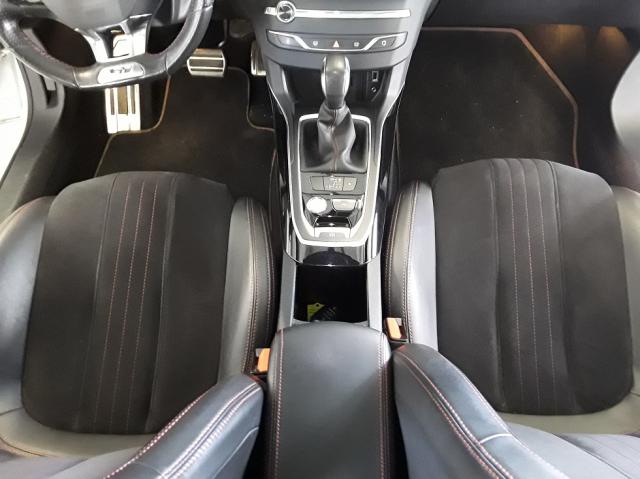 Peugeot 308 image 8