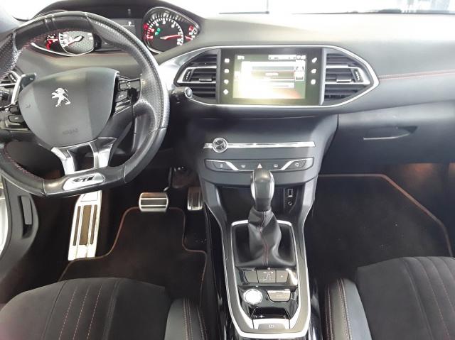 Peugeot 308 image 9