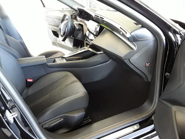 Peugeot 308 image 2