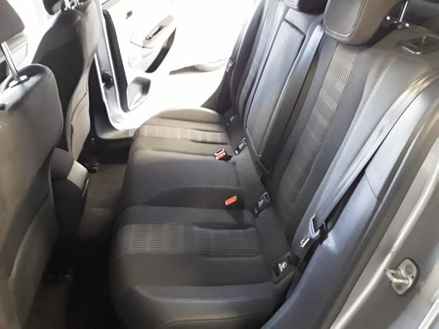 Peugeot 308 image 2