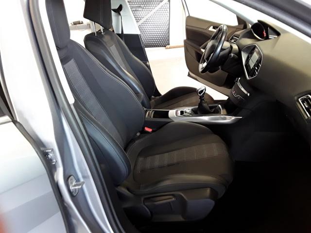 Peugeot 308 image 5