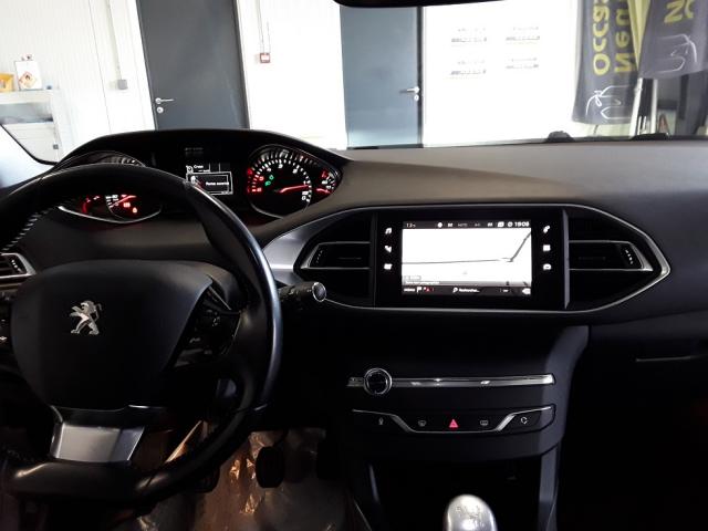 Peugeot 308 image 7