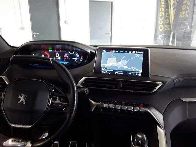 Peugeot 3008 image 9