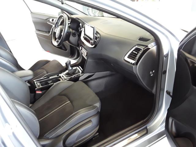 Kia Ceed image 5