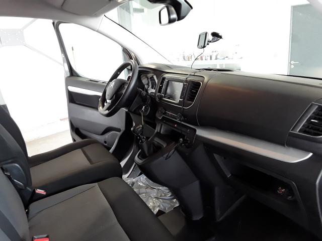 Citroen Jumpy image 3