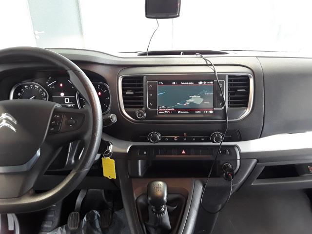 Citroen Jumpy image 2