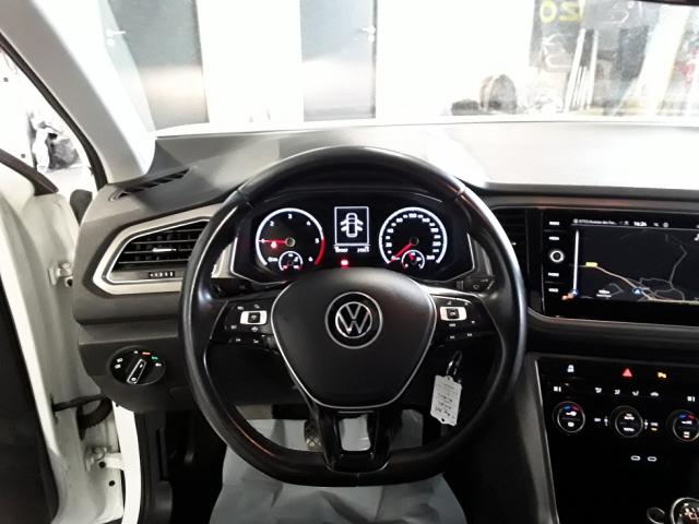 Volkswagen T-Roc image 2