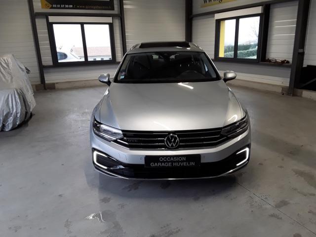 Volkswagen Passat Sw image 5