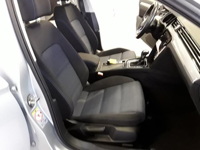 Volkswagen Passat Sw image 1